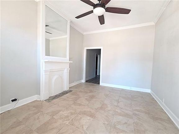 5th image of 2102 Josephine St