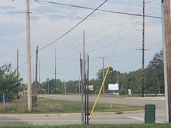 5th image of 2886 E Apple Ave