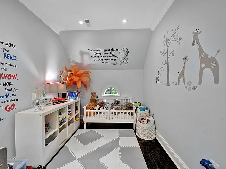6907 Bradley Blvd — Photo 35