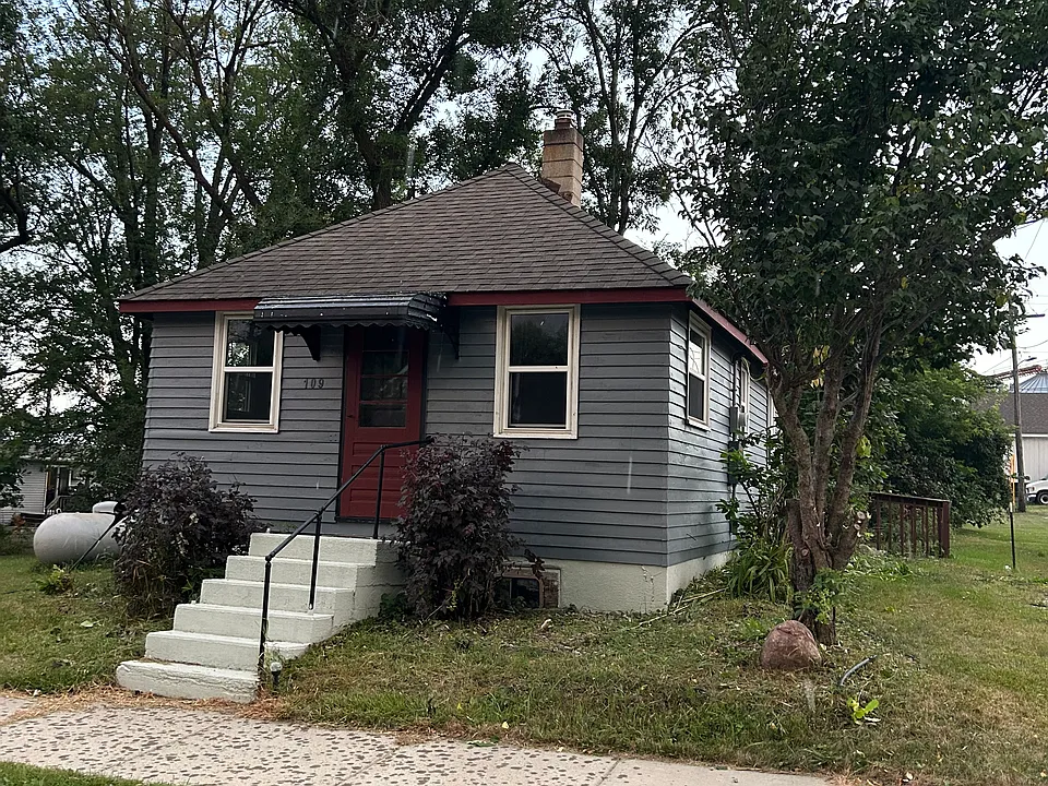 109 S Central Ave