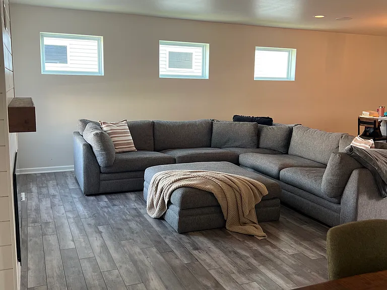 1220 Ronald Way — Photo 9