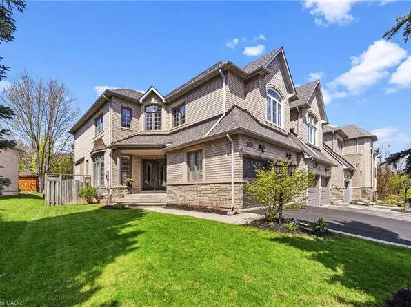 1576 Bayshire Dr, Oakville, ON L6H 6L8