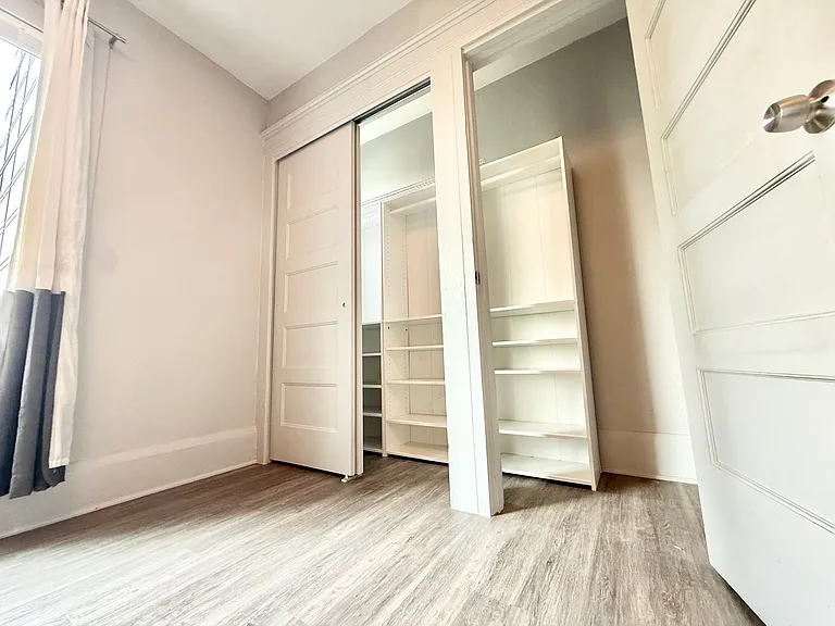 814 Columbia St — Photo 30