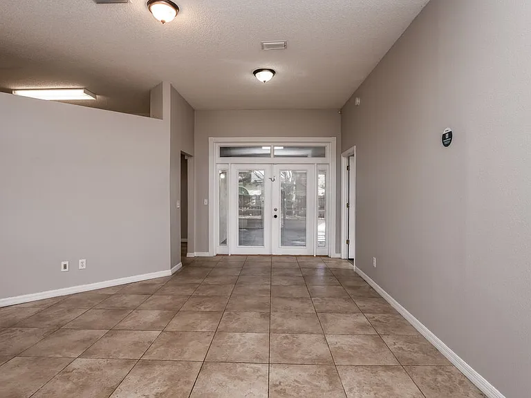 433 Valley Edge Dr — Photo 4