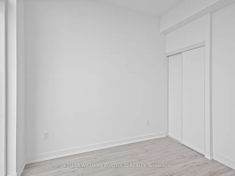 252 Church St #Penthouse 16 — Photo 15