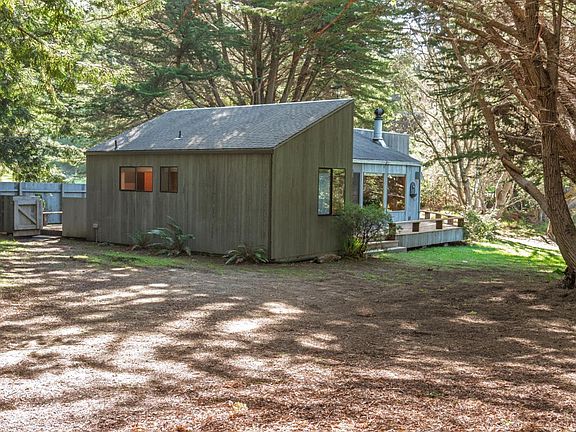 4th image of 41429 Deer Trail