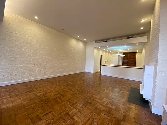 Rented by Guidance Realty Corp. | media 26