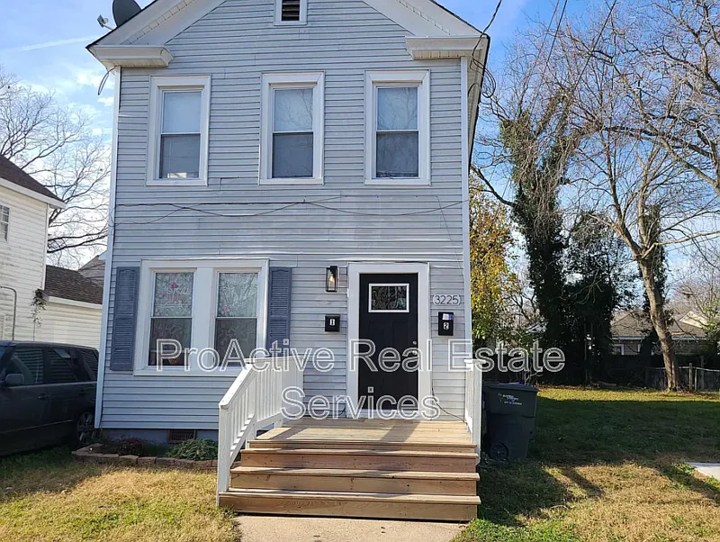 2 bed, 1.0 bath, 800 sqft, $1,450 — Photo 2