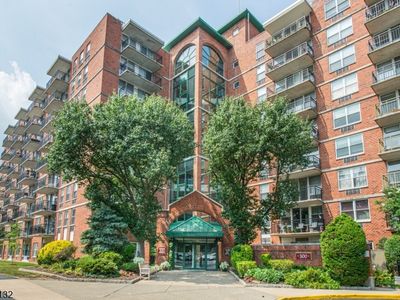 300 Main St APT 716, Little Falls, NJ, 07424