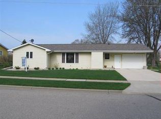 107 Fillmore St, Kaukauna, WI 54130