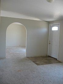 4th image of 52805 N Hillview Ct NE
