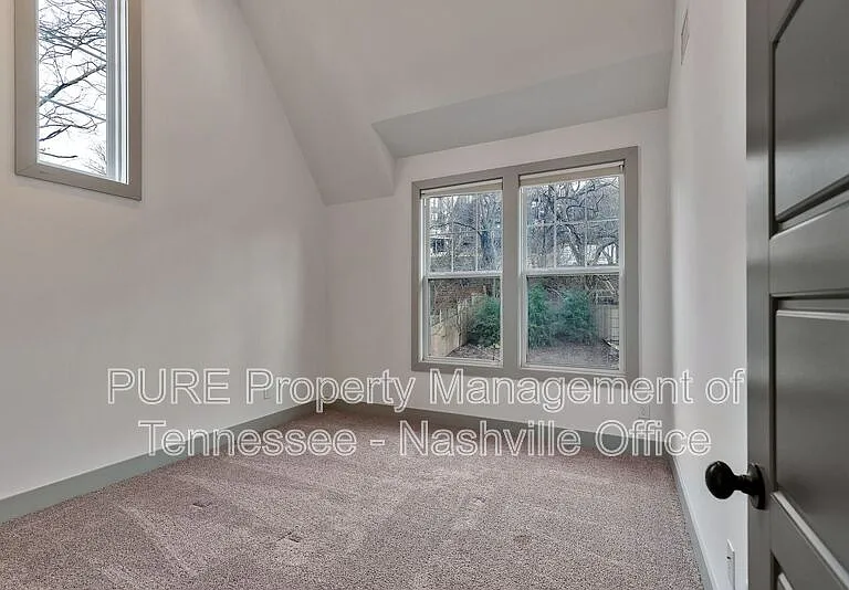3211 Overlook Dr — Photo 30