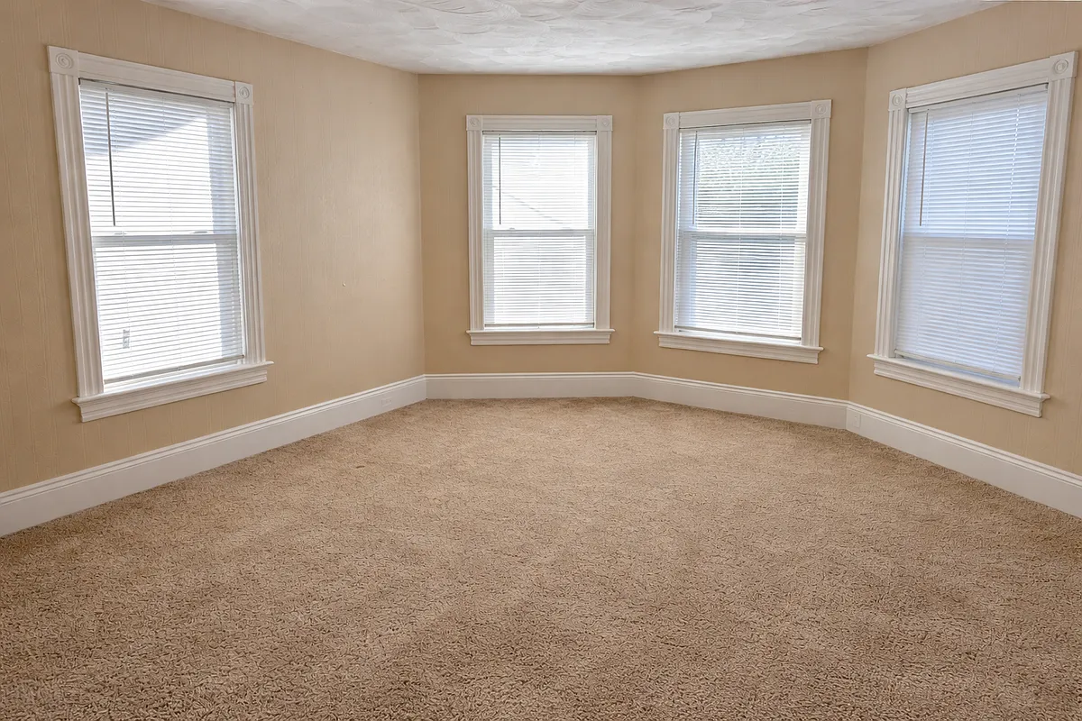 Building Photo - 17 Longmont St #2