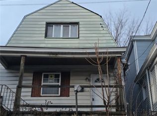 830 Frank St, Mc Kees Rocks, PA 15136