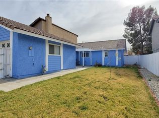 3458 Santa Rosa Ct, Palmdale, CA 93550