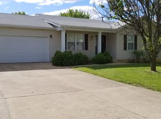 1604 Rachel Elizabeth Ln, Wentzville, MO 63385