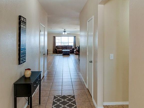 3rd image of 8532 Minturn Dr