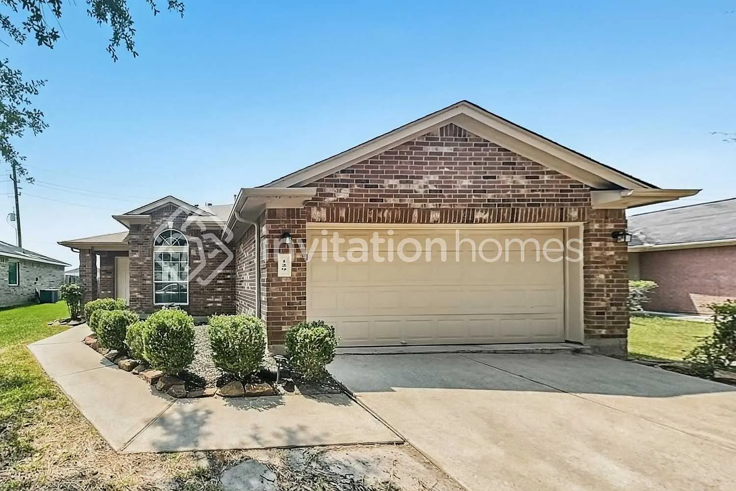 129 Rodeo Dr Manvel, TX 77578 — Photo 1