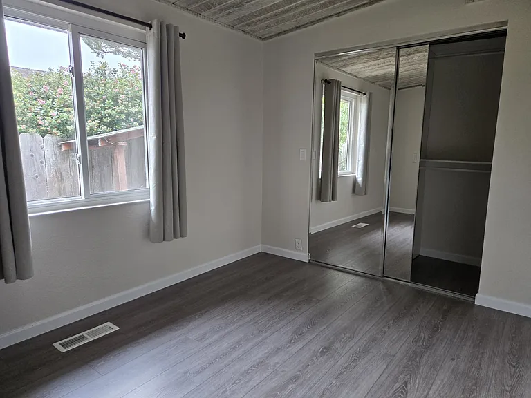 1318 Funston Ave — Photo 19