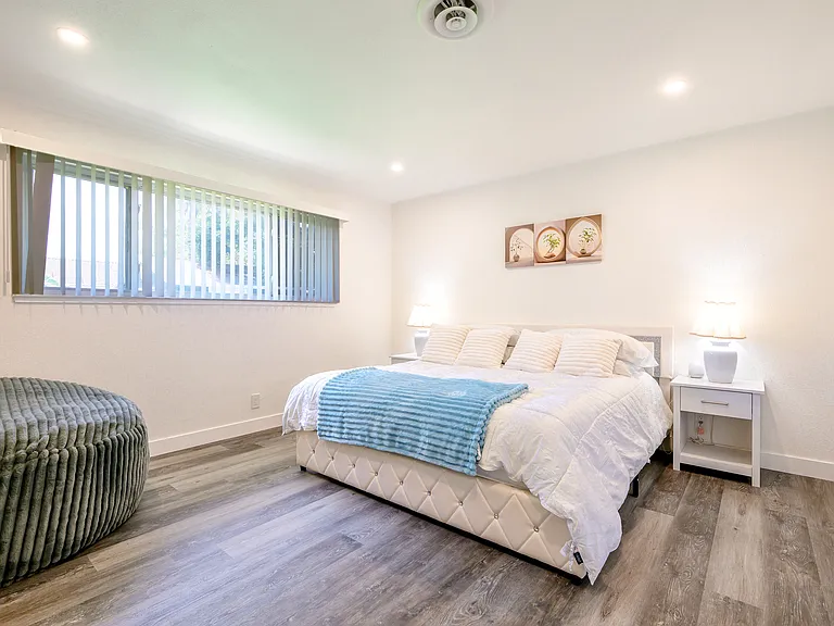 9042 El Oro Plaza Dr — Photo 33