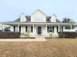 493 Creekside Dr, Saint Marys, GA 31558