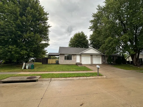 1928 Hannah Jo Ct, Iowa City, IA 52240