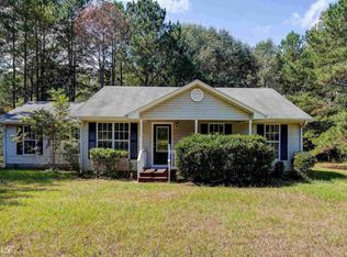 421 Walker Rd, Woodbury, GA 30293