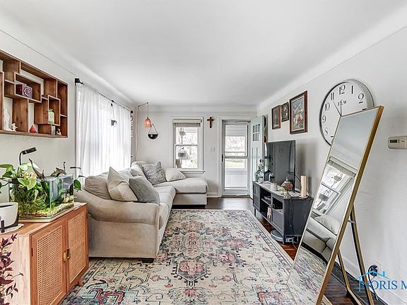 5th image of 3314 Millicent Ave