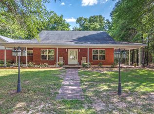 1116 Country Living Rd, Baker, FL 32531