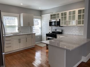 122 Tyndale St, Roslindale, MA 02131