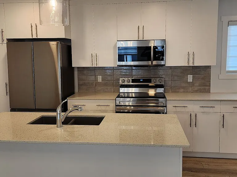850 Secord Blvd NW #8 — Photo 3