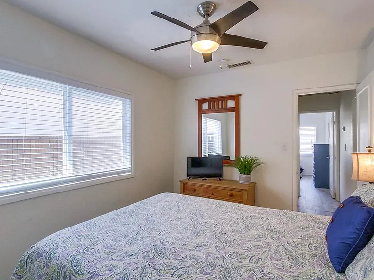 737 Jamaica Ct #1 — Photo 30