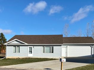 26 Northwest Dr, Bowman, ND 58623