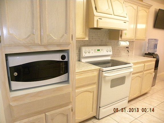 3rd image of 6926 Puesta Del Sol Ave