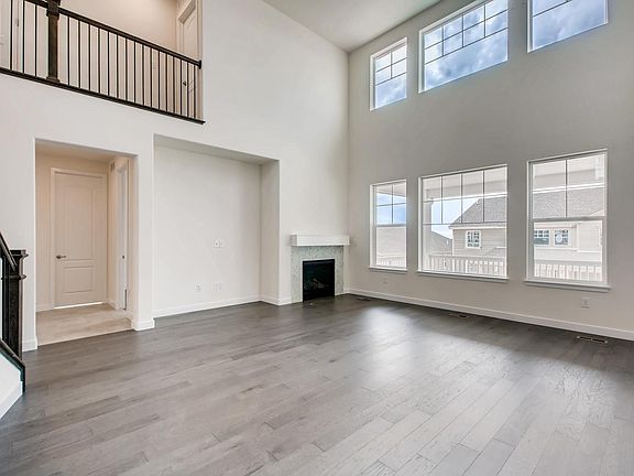 5th image of 8825 S Yakima Ct