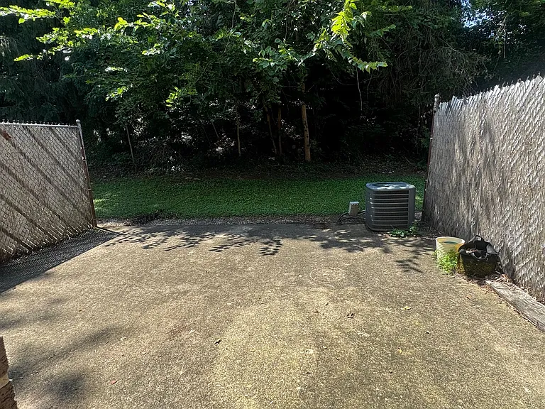 41 Campbell Dr — Photo 12