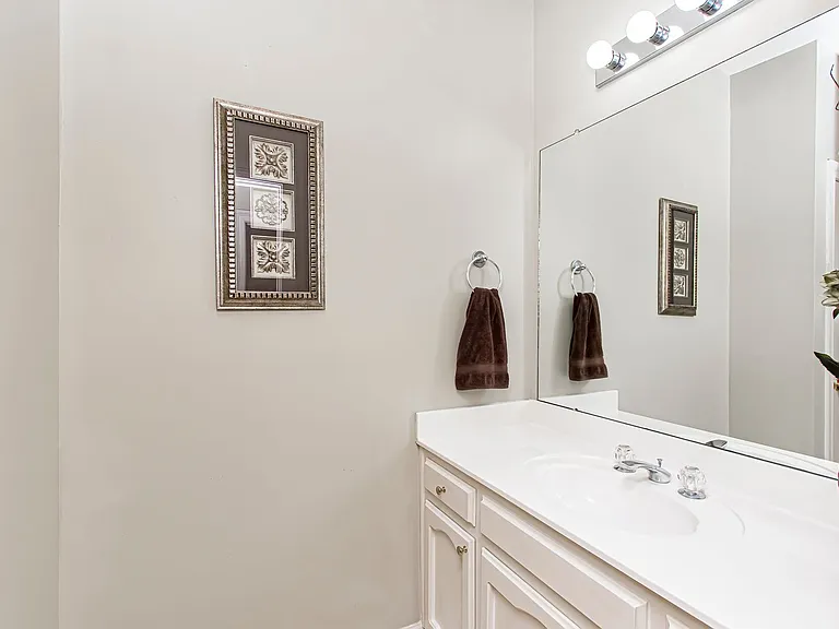10580 Springglen Ct — Photo 11