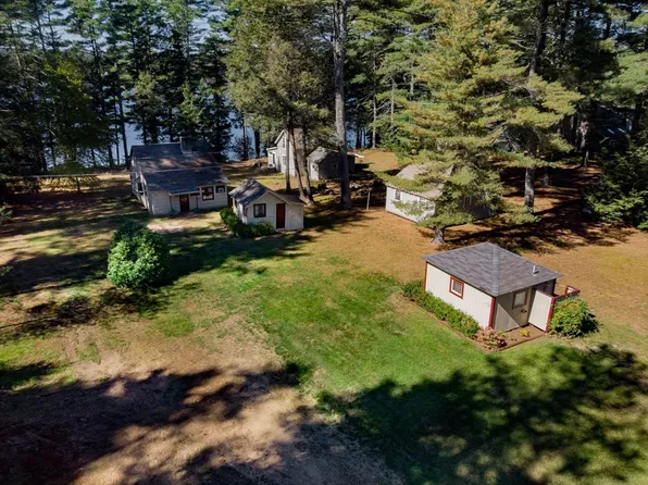 220 Harrington Cir, East Brookfield, MA 01515