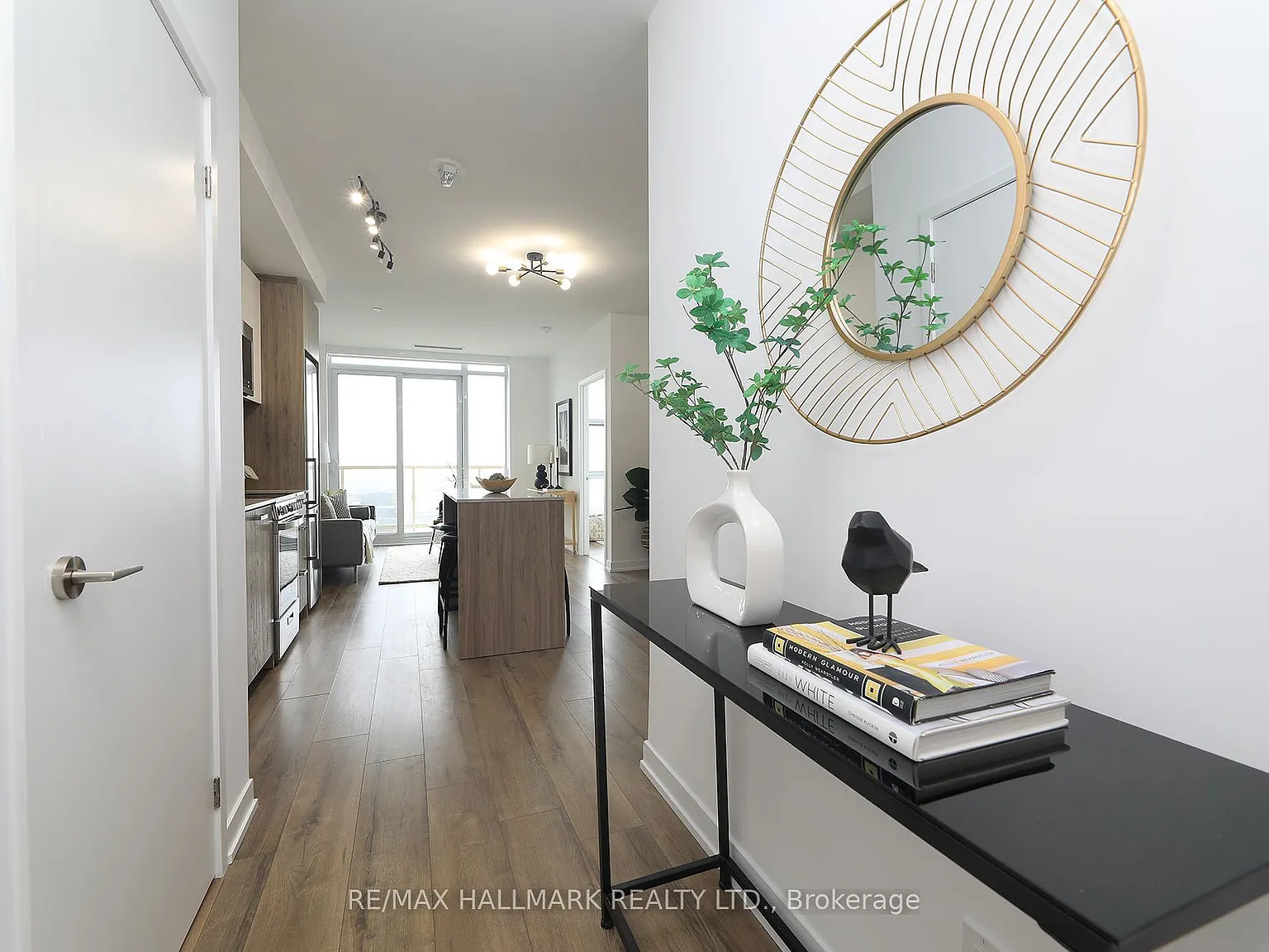 1787 Saint Clair Ave W — Photo 4