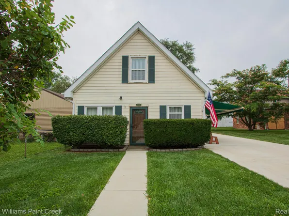 17501 Clarann St, Melvindale, MI 48122