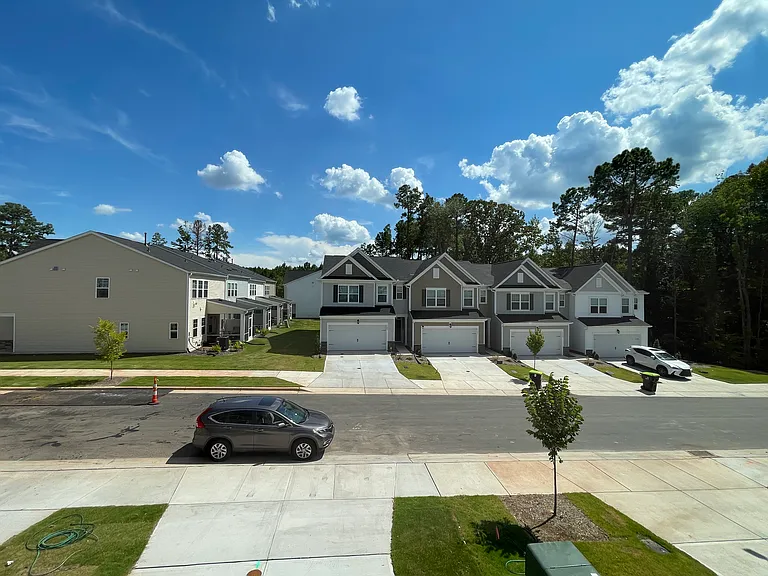 3606 Soaring Elm Dr — Photo 36