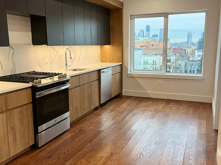 Century Tuer: Unveiling Our Exclusive Boutique Residences — Photo 42