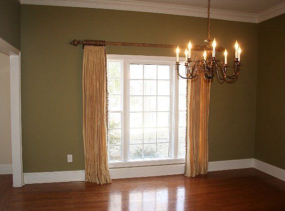 3rd image of 3310 Woodlands Pl