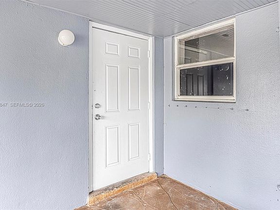 2nd image of 1408 NW 9th Ave