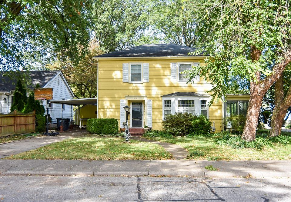 1st image of 2700 Powell Ave