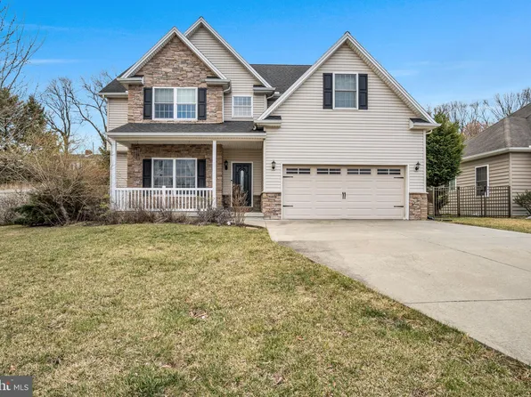 4907 Whitlock Ln, Mechanicsburg, PA 17055