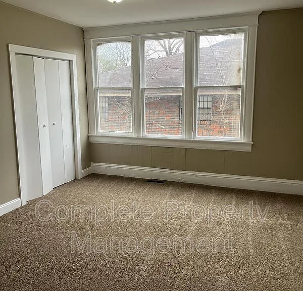 4636 Avenue T — Photo 5
