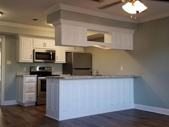 2nd image of 805 Harmon Dr APT A3