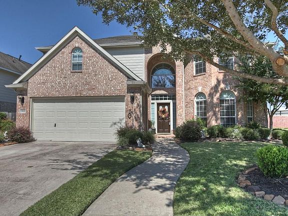 3rd image of 3522 Pine Valley Dr