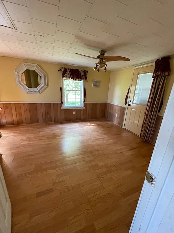 3 bed, 1272 sqft, $1,350 — Photo 4